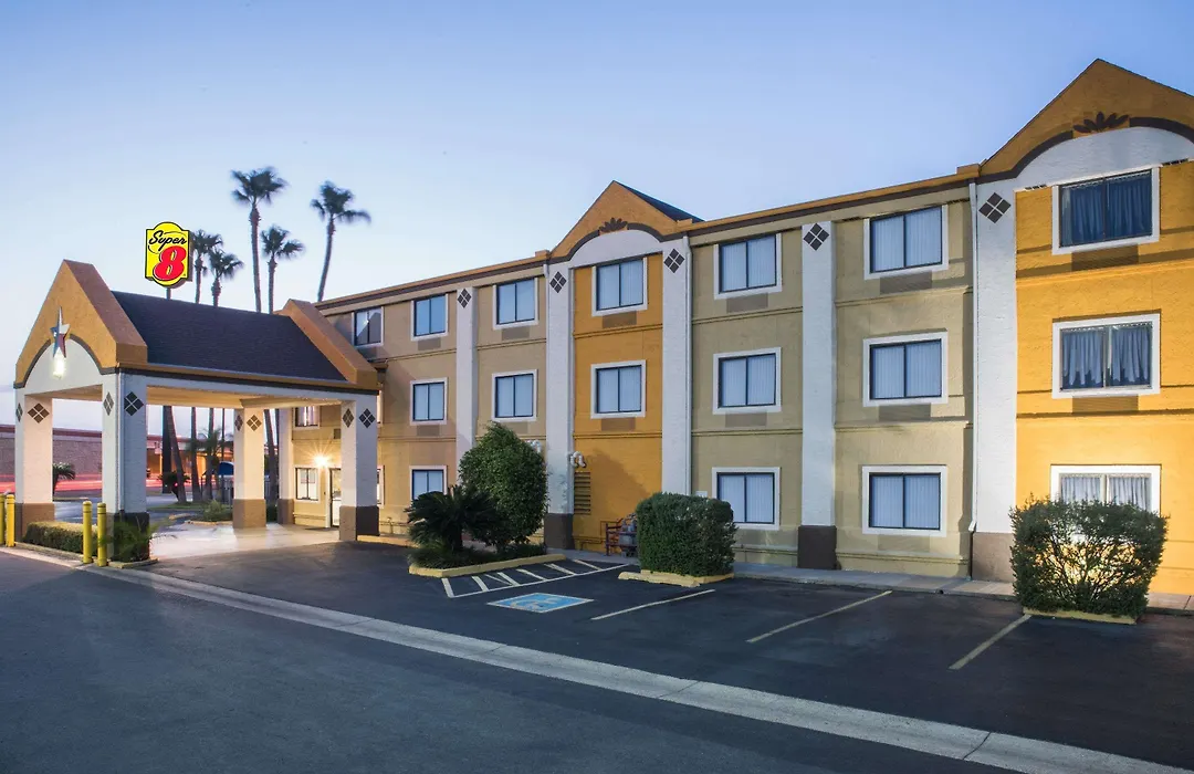 Super 8 By Wyndham Harlingen Tx-1